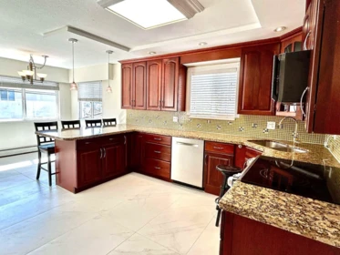 Kitchen Island Photo of 1544 W 68th Avenue, Vancouver, BC