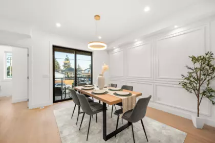 Breakfast Nook Photo of 1 2491 Lynden Street, Abbotsford, BC