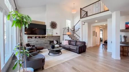 Kitchen Photo of 16787 22 Avenue, Surrey, BC
