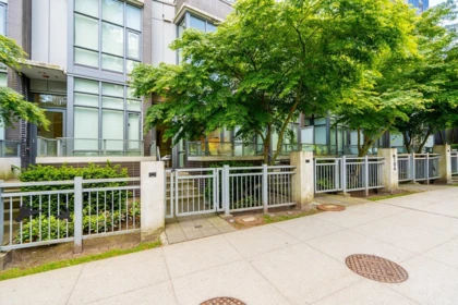TH103 13438 Central Avenue, Surrey, BC, Surrey — Townhouse for sale