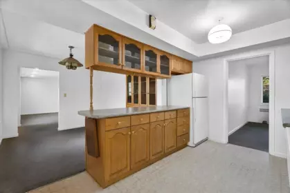 Walk-In Closet Photo of 5070 Willow Street, Vancouver, BC