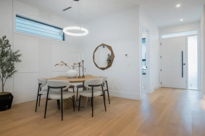 Breakfast Nook Photo of 15648 23a Avenue, Surrey, BC