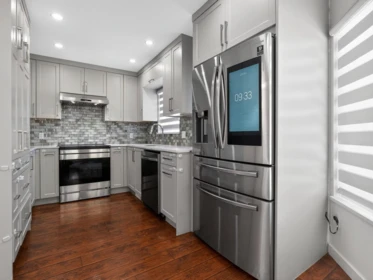 Kitchen Island Photo of 10 3088 Airey Drive, Richmond, BC