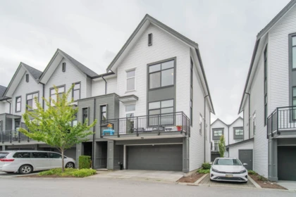 27 17555 57a Avenue, Surrey, BC, Surrey — Townhouse for sale