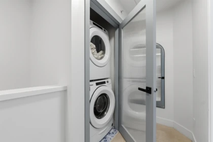 Laundry Room Photo of 20363 82 Avenue, Langley, BC
