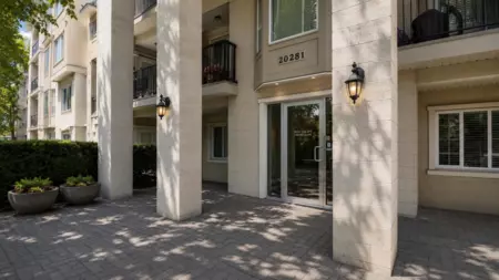 Outdoor Patio Photo of 209 20281 53a Avenue, Langley, BC
