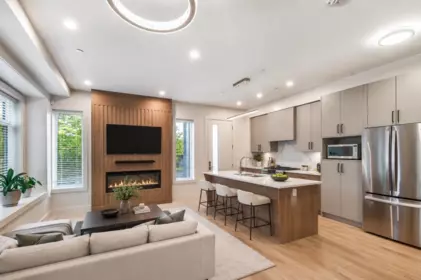 2705 Waverley Avenue, Vancouver, BC, Vancouver — Half Duplex for sale