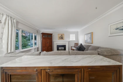 107 Seventh Avenue, New Westminster, BC, New Westminster — Single Family Residence for sale