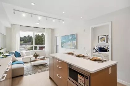 515 110 E 17th Street, North Vancouver, BC, North Vancouver — Apartment/Condo for sale