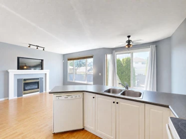Guest Bathroom Photo of 6495 186 Street, Surrey, BC