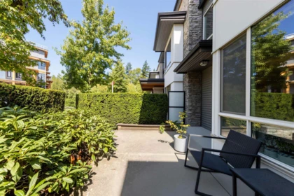 102 7418 Byrnepark Walk, Burnaby, BC, Burnaby — Townhouse for sale