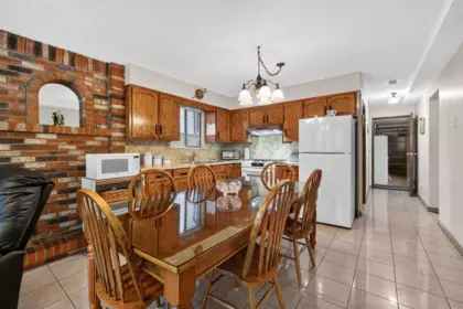 Kitchen Photo of 2739 E 8th Avenue, Vancouver, BC