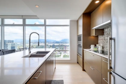 Kitchen Island Photo of 3709 13495 Central Avenue, Surrey, BC