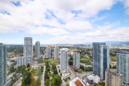 3709 13495 Central Avenue, Surrey, BC, Surrey — Apartment/Condo for sale