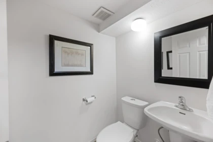 Garden / Landscaping Photo of 16614 Cherryhill Crescent, Surrey, BC