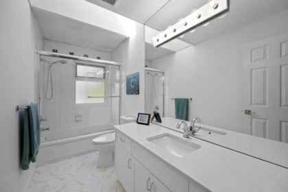 Hallway Photo of 16614 Cherryhill Crescent, Surrey, BC