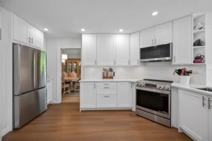 Kitchen Island Photo of 16614 Cherryhill Crescent, Surrey, BC