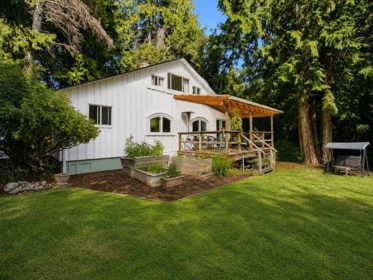 Aerial View of 3131 Beach Avenue, Roberts Creek, BC