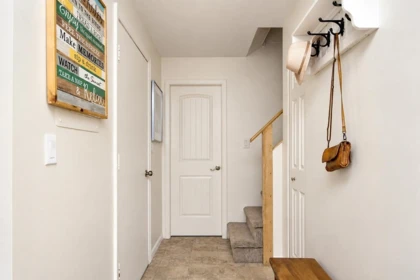 Laundry Room Photo of 3131 Beach Avenue, Roberts Creek, BC