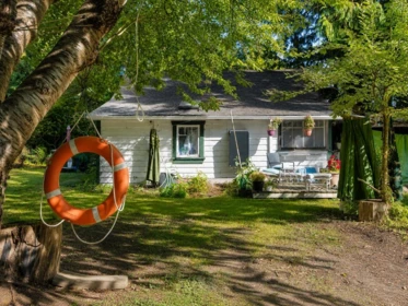 Outdoor Kitchen Photo of 3131 Beach Avenue, Roberts Creek, BC