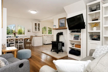 Pantry Photo of 3131 Beach Avenue, Roberts Creek, BC