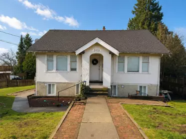 1416 Eighth Avenue, New Westminster, BC, New Westminster — Single Family Residence for sale