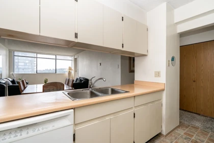 Kitchen Photo of 1507 9521 Cardston, Burnaby, BC