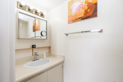 Primary Bathroom Photo of 1507 9521 Cardston, Burnaby, BC