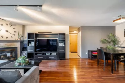 Breakfast Nook Photo of 220 7288 Acorn Avenue, Burnaby, BC