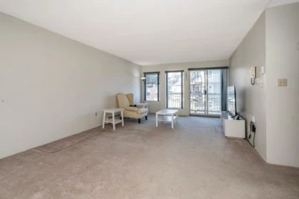 210 1860 E Southmere Crescent, Surrey, BC, Surrey — Apartment/Condo for sale