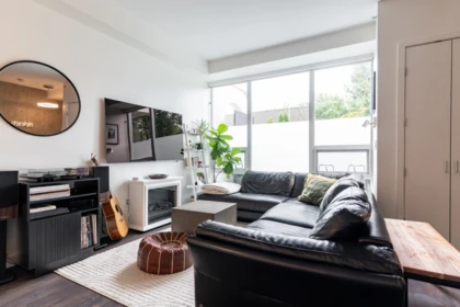 Breakfast Nook Photo of 182 E 17th Avenue, Vancouver, BC