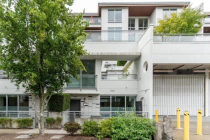 182 E 17th Avenue, Vancouver, BC, Vancouver — Townhouse for sale