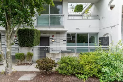 182 E 17th Avenue, Vancouver, BC, Vancouver — Townhouse for sale