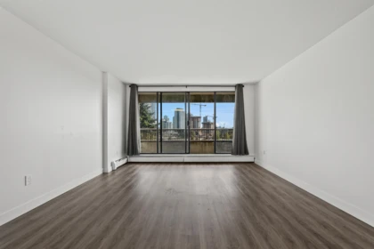Primary Bedroom Photo of 1205 6595 Willingdon Avenue, Burnaby, BC