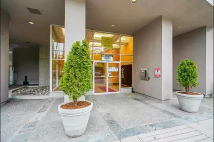 803 9603 Manchester Drive, Burnaby, BC, Burnaby — Apartment/Condo for sale