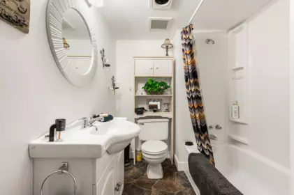 Laundry Room Photo of 12882 98a Avenue, Surrey, BC