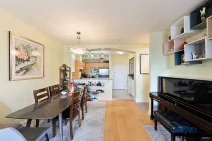 Breakfast Nook Photo of 408 995 W 59th Avenue, Vancouver, BC