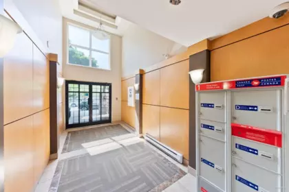 Hallway Photo of 408 995 W 59th Avenue, Vancouver, BC