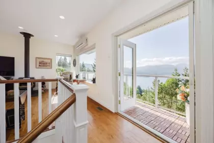 Family Room Photo of 5872 Deerhorn Drive, Gibsons, BC