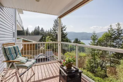 Mudroom Photo of 5872 Deerhorn Drive, Sechelt, BC