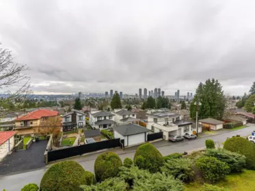 307 5340 Hastings Street, Burnaby, BC, Burnaby — Apartment/Condo for sale