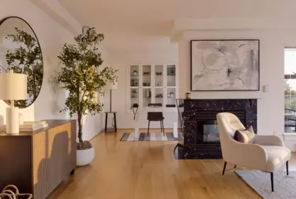 Dining Area Photo of 300 1410 Bute Street, Vancouver, BC