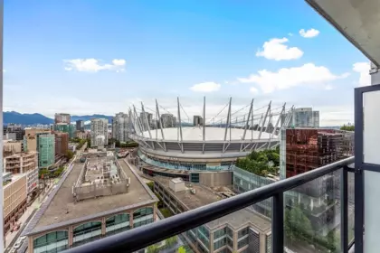 Entry Foyer Photo of 2607 928 Beatty Street, Vancouver, BC