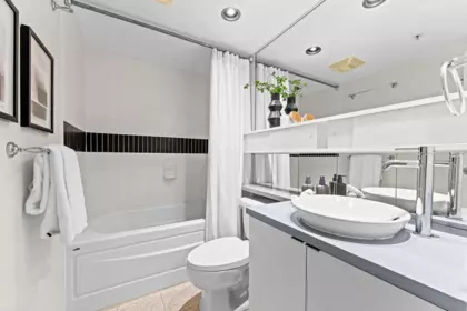 Laundry Room Photo of 2607 928 Beatty Street, Vancouver, BC