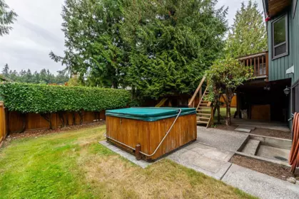 Swimming Pool Photo of 6115 Sunwood Drive, Delta, BC