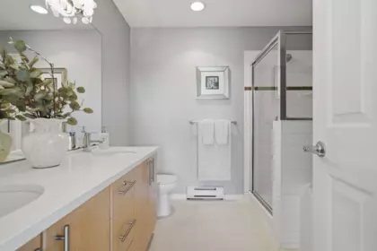 Entry Foyer Photo of 46 15152 62a Avenue, Surrey, BC