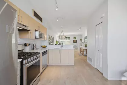 Walk-In Closet Photo of 46 15152 62a Avenue, Surrey, BC