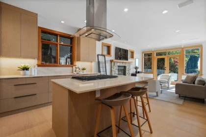 Family Room Photo of 4812 Skyline Drive, North Vancouver, BC