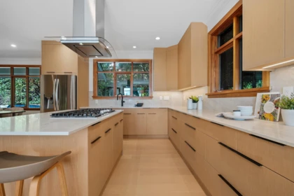 Kitchen Photo of 4812 Skyline Drive, North Vancouver, BC