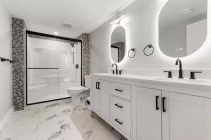 Guest Bathroom Photo of 10195 Gillanders Road, Chilliwack, BC